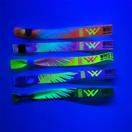 Bratari textile(15x340mm, cu imprimare colora FLUO pe o parte, date variabile) - cu inel din bambus/plastic de inca folosinta