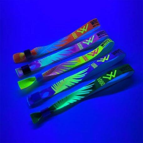 Brățari textile (15x340mm, cu imprimare FLUO color pe o parte, date variabile) - cu inel din plastic reutilizabil